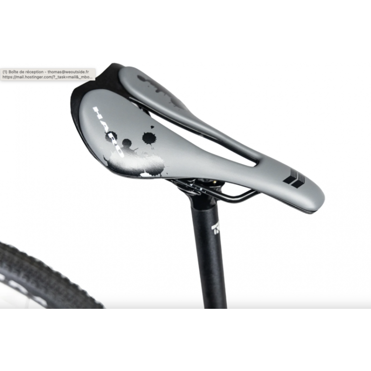 Haro bikes vélo gravel cintre plat Buzzard Alloy LTD 4 Gloss Black / C