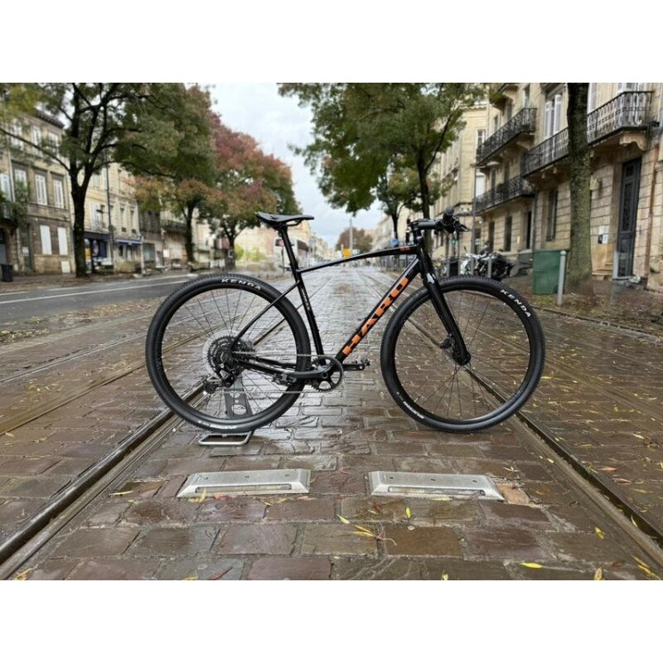 Haro bikes vélo gravel cintre plat Buzzard Alloy LTD 4 Gloss Black / C