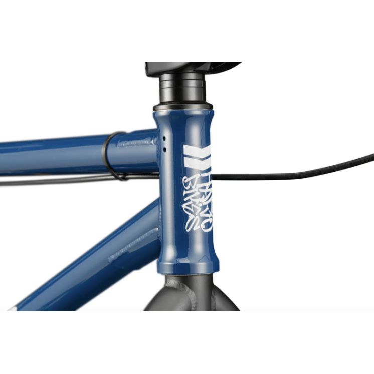 HARO Bikes BMX Freestyle Downtown Cadre 21.7" Roues 24"